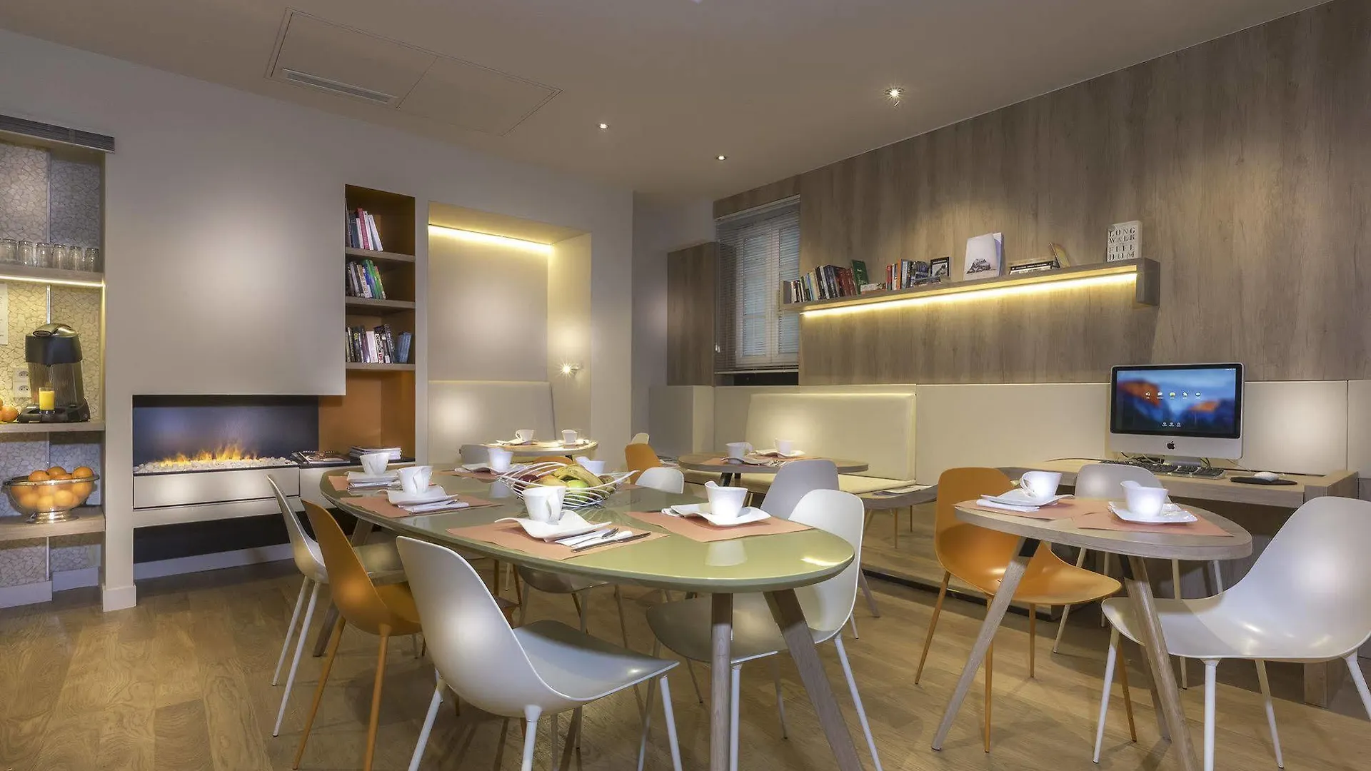 Hotel Andrea Paris 3*,